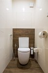 designové WC, instalační dvířka